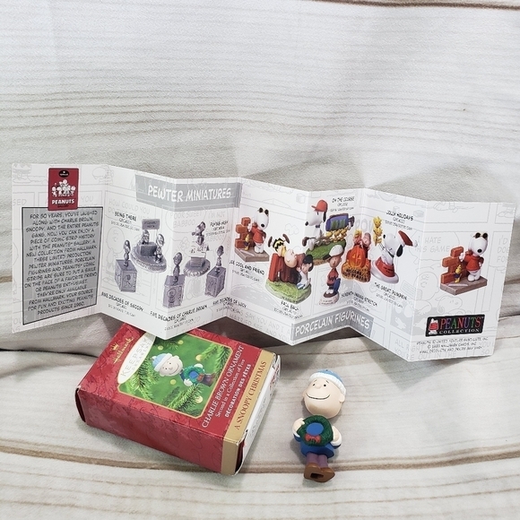 Hallmark Peanuts Charlie Brown A Snoopy Christmas Ornament Bob Siedler 1999 Box - Picture 9 of 10